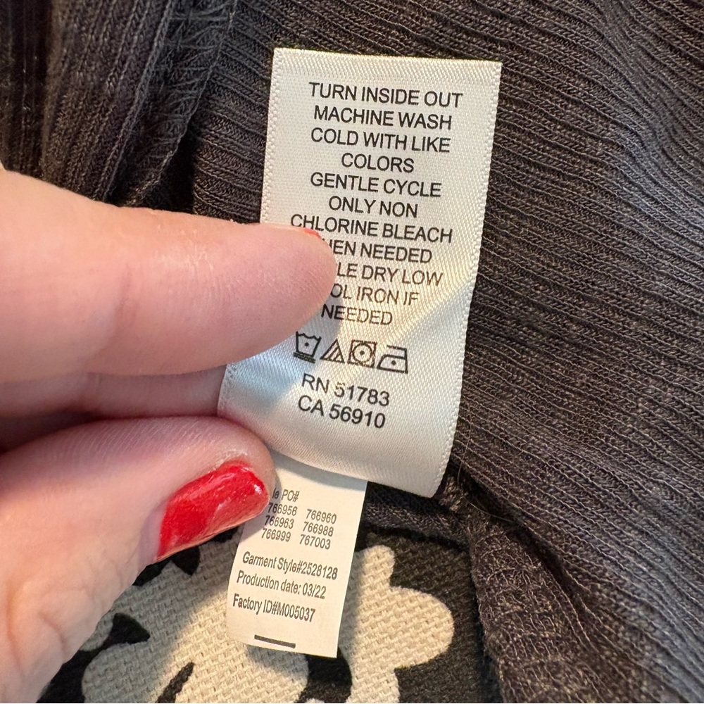 Maurices Grey Studded Rivet Tank Top Size Medium EUC Casual Sexy 2022 Rockstar M - Picture 10 of 11